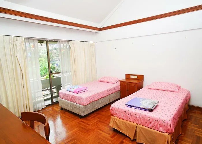 Bangkok Hot Hostel 旅馆